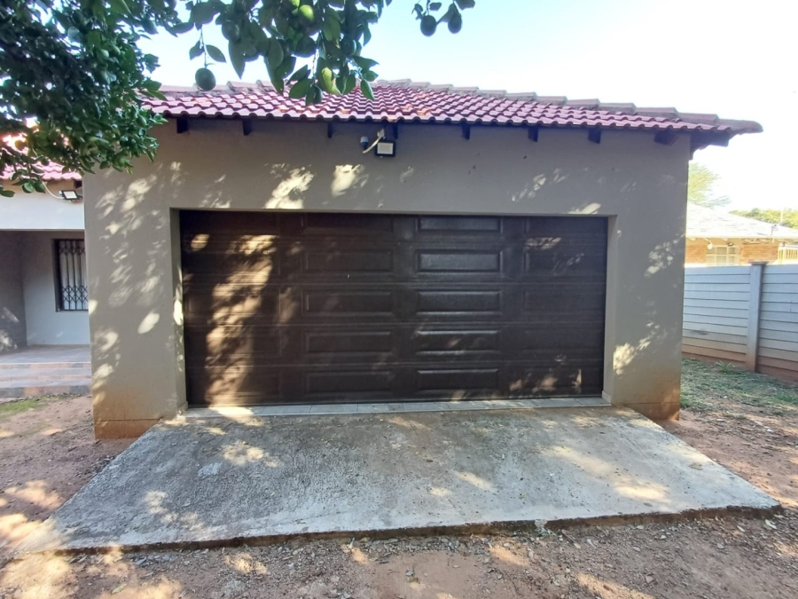 3 Bedroom Property for Sale in Stilfontein North West